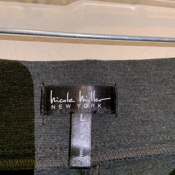 Straight Charcoal Heather Winter 21.5” Skirt - Picture 2 of 2